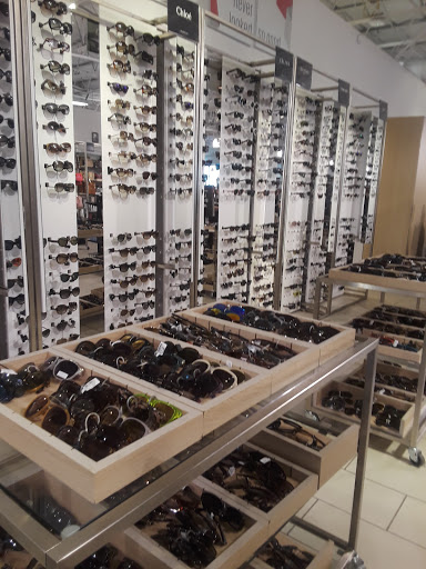 Shopping Mall «Orlando Outlet Marketplace», reviews and photos, 5269 International Dr, Orlando, FL 32819, USA