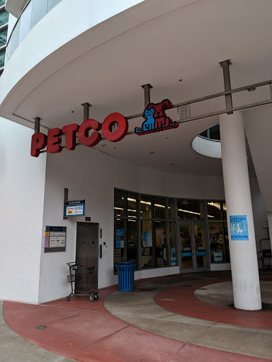 Pet Supply Store «Petco Animal Supplies», reviews and photos, 1121 5th St, Miami Beach, FL 33139, USA