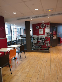 Atmosphère du Restaurant KFC Lille Roubaix - n°3