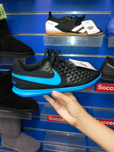 Sporting Goods Store «Big 5 Sporting Goods», reviews and photos, 1450 E Hatch Rd, Ceres, CA 95307, USA