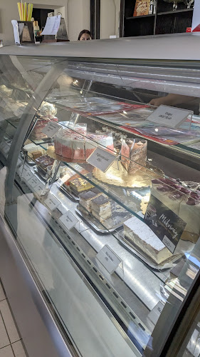 Zengő Cukrászda - Fagylaltozó