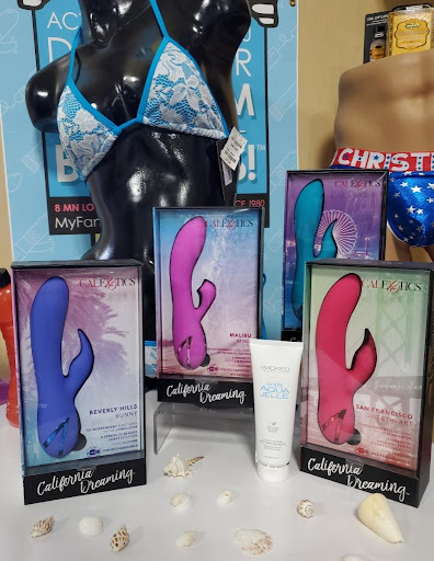 Gift Shop «Fantasy Gifts», reviews and photos, 375 E 7th St, St Paul, MN 55101, USA