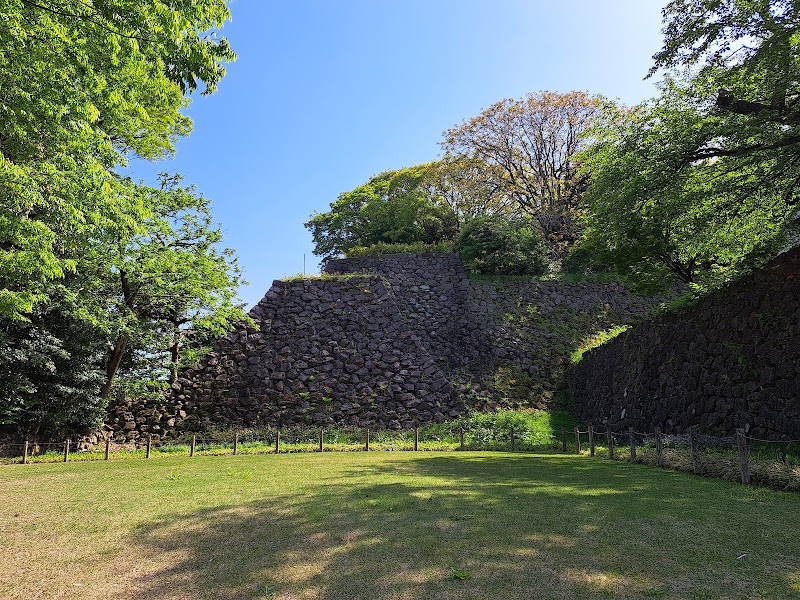 東の丸北面石垣