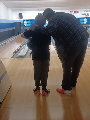 Bowling Alley «Wallenpaupack Bowling Center», reviews and photos, 15 Bowling Center Ln, Hawley, PA 18428, USA