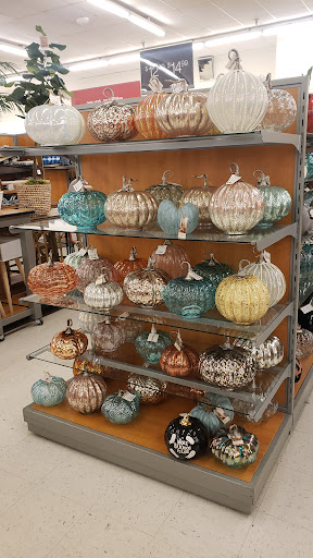 Department Store «T.J. Maxx», reviews and photos, 951 W Pleasant Valley Rd, Parma, OH 44134, USA