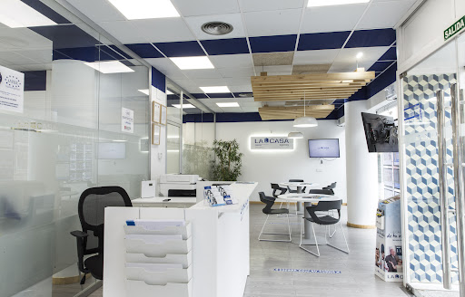 🏠 Agencia Inmobiliaria La Casa Agency Madrid - Oporto