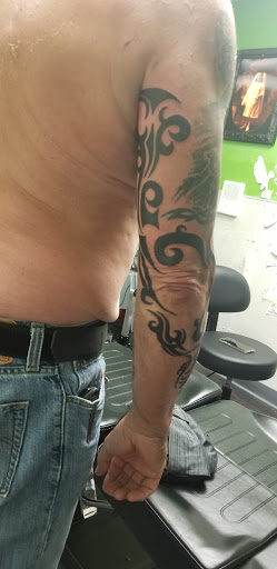 Tattoo and Piercing Shop «Miraculous Creations», reviews and photos, 387 Park Ave, Worcester, MA 01610, USA