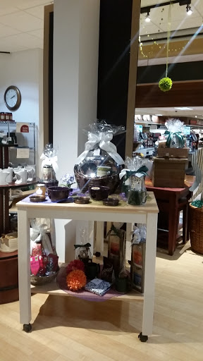 Grocery Store «Lunds & Byerlys St. Louis Park», reviews and photos, 3777 Park Center Blvd, St Louis Park, MN 55416, USA