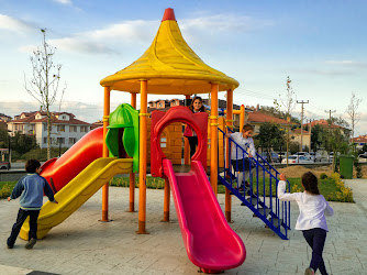 Sakarya Üniversitesi Vakfı Özel İlköğretim Okulu