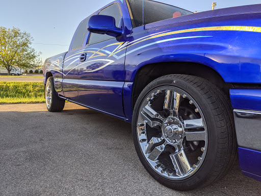 Used Car Dealer «D J Auto Sales», reviews and photos, 3815 16th Ave SW, Cedar Rapids, IA 52404, USA