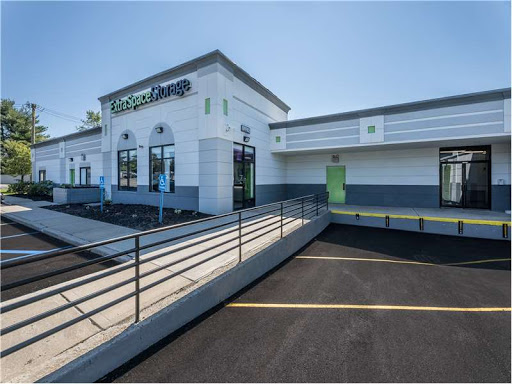 Self-Storage Facility «Extra Space Storage», reviews and photos, 151 Sunnyside Blvd, Plainview, NY 11803, USA