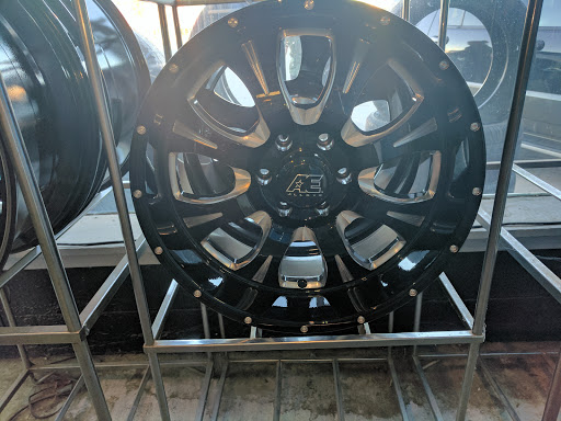 Tire Shop «Ricks Tires and Wheels», reviews and photos, 15091 Fort Campbell Blvd, Oak Grove, KY 42262, USA