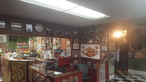 Tattoo Shop «Trademark Tattoo», reviews and photos, 2914 Lancaster Ave, Wilmington, DE 19805, USA