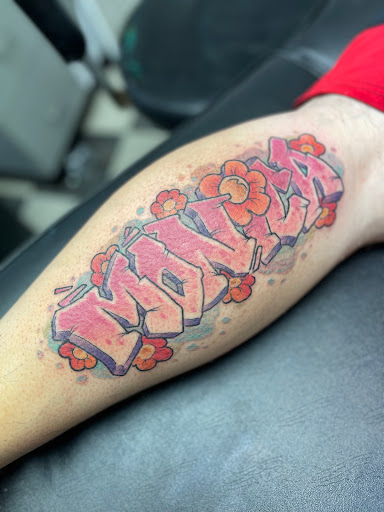 Explore wrist tattoo placement ideas, creative tattoo ideas in Bogota, available at Lolas Tattoo Shop