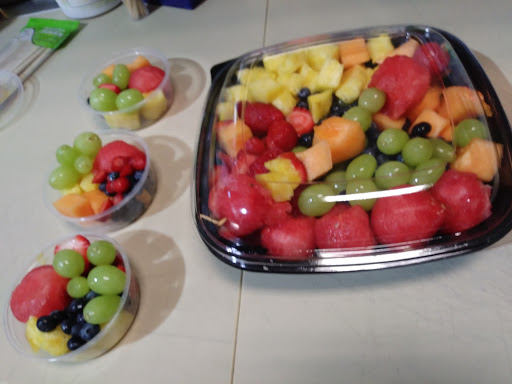 Grocery Store «Deterdings Family Market», reviews and photos, 506 E Gibbsboro Rd, Lindenwold, NJ 08021, USA