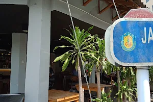 Restoran Kampung Pandan Indah image