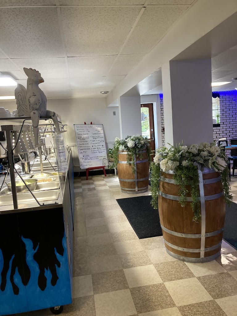 Betty Lou’s Cookin Out Tonite 15438