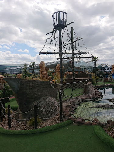Comments and reviews of Jurassic Cove Crazy Golf Warrington