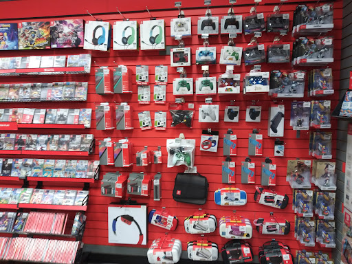 Video Game Store «GameStop», reviews and photos, 8700 NE Vancouver Mall Dr #222, Vancouver, WA 98662, USA