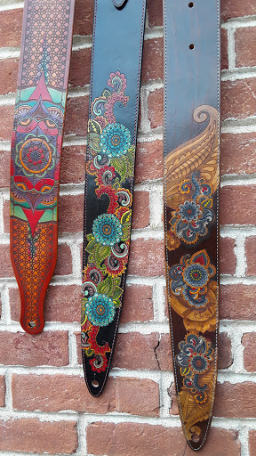 Musical Instrument Store «Weed Patch Music Company», reviews and photos, 58 E Main St #5, Nashville, IN 47448, USA