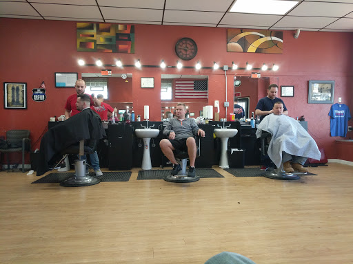 Barber Shop «LaMarcas Barbershop E. 185th Street», reviews and photos, 501 E 185th St, Euclid, OH 44119, USA