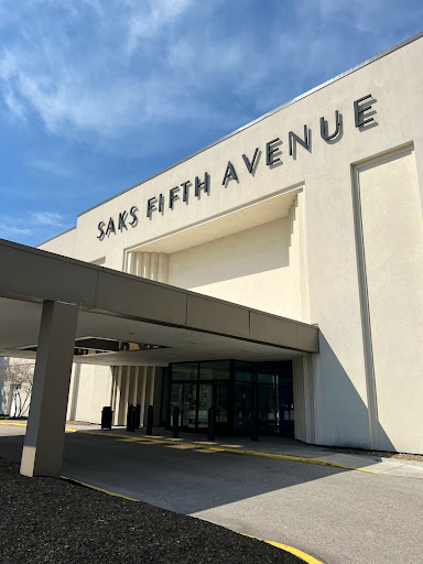 Department Store «Saks Fifth Avenue», reviews and photos, 26100 Cedar Rd, Beachwood, OH 44122, USA