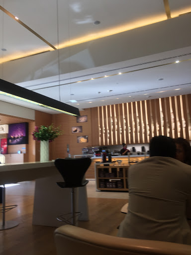 Coffee Shop «Nespresso Beverly Hills Boutique & Cafe», reviews and photos, 320 N Beverly Dr, Beverly Hills, CA 90210, USA