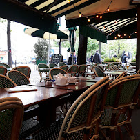 Atmosphère du Restaurant Café de la Place à Paris - n°13