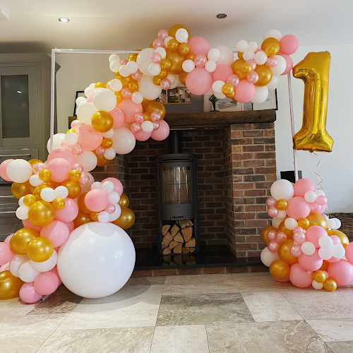 M.N.M Balloons - Event Planner