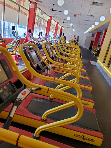 Gym «Retro Fitness - Rego Park», reviews and photos, 92-77 Queens Blvd, Rego Park, NY 11374, USA