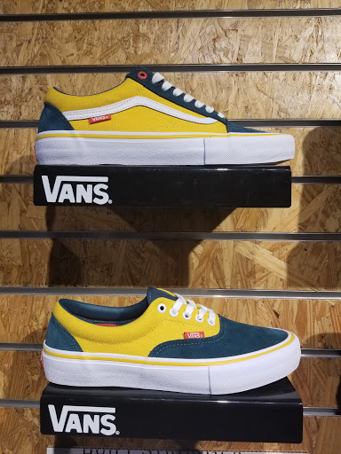 Shoe Store «Vans», reviews and photos, 420 S Garfield Ave, Alhambra, CA 91801, USA