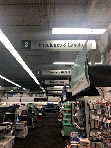 Office Supply Store «Staples», reviews and photos, 11500 Wayzata Blvd, Minnetonka, MN 55305, USA
