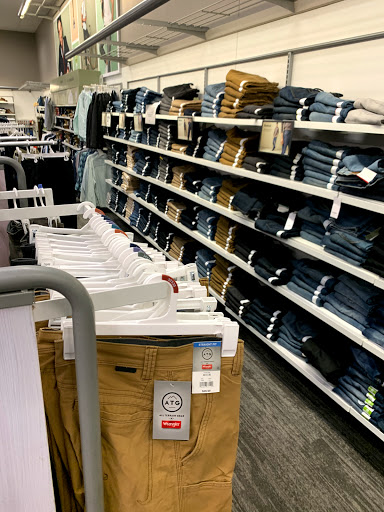 Department Store «Target», reviews and photos, 2900 Little Rd, Trinity, FL 34655, USA