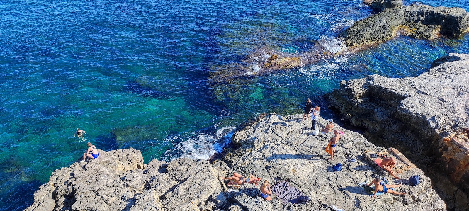 Foto di Spiaggia Diana nel Forte area servizi