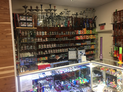 Vaporizer Store «Tobacco King & Vape King», reviews and photos, 1609 S Glebe Rd, Arlington, VA 22204, USA