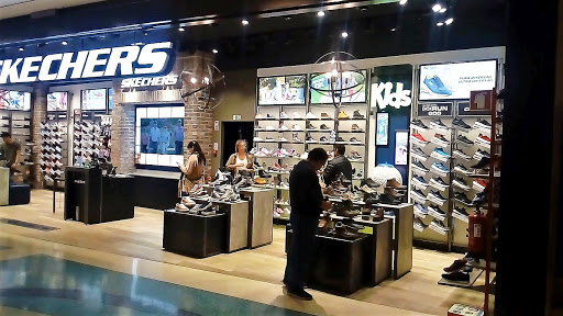Best Stores To Buy Skechers Sneakers Lisbon Near Me