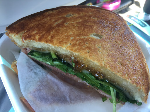 Wine Store «White Horse Wine and Spirits», reviews and photos, 676 White Horse Pike, Absecon, NJ 08201, USA