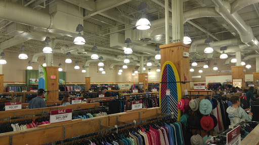 Clothing Store «L.L. Bean Outlet», reviews and photos, 1 Freeport Village Station, Freeport, ME 04033, USA