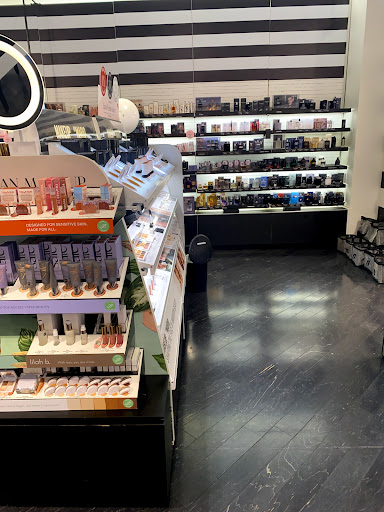 Cosmetics Store «SEPHORA», reviews and photos, 8702 Keystone Crossing, Indianapolis, IN 46240, USA