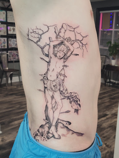 Explore shoulder blade tattoo ideas, creative tattoo ideas in Charleston, available at The Edge Tattoo Studio