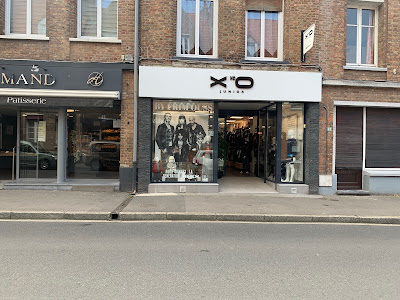 Frim'ouss (X and O By Frim’ouss) à Bergues