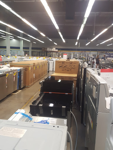 Appliance Store «Sears Outlet», reviews and photos, 2401 S Vineyard Ave, Ontario, CA 91761, USA