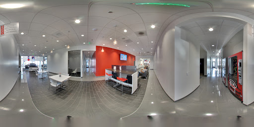 Kia Dealer «Valley Kia of Fontana», reviews and photos, 16272 S Highland Ave, Fontana, CA 92336, USA