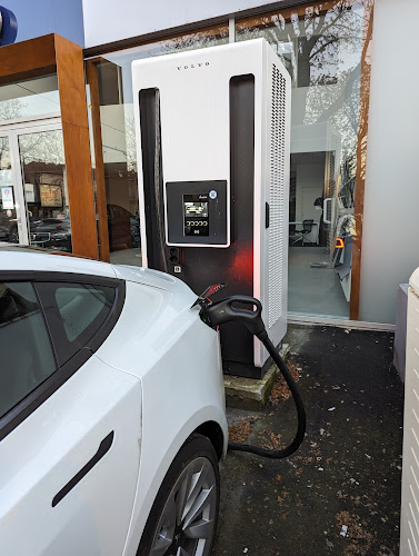Borne de recharge de véhicules électriques DRIVECO Charging Station Nanterre