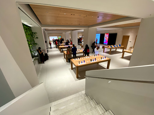 Apple Marunouchi