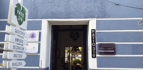 Patio 319