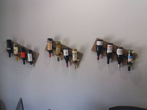 Wine Store «Wine of the Month Club», reviews and photos, 123 W Pomona Ave, Monrovia, CA 91016, USA