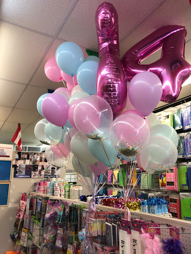 Discount Store «Ideal Magic Discount Store», reviews and photos, 9418 Avenue L, Brooklyn, NY 11236, USA