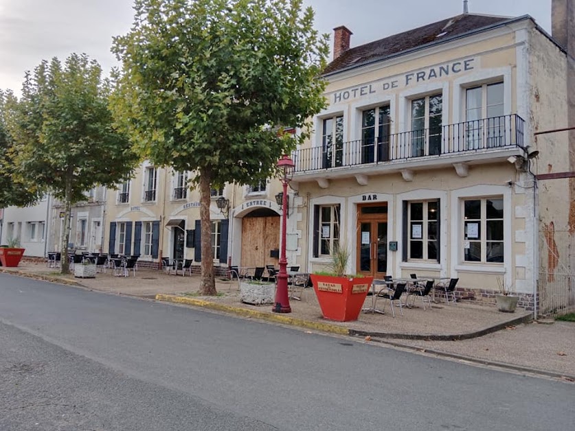 Hôtel de France à Vatan (Indre 36)