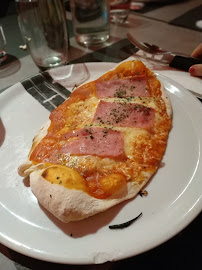 Pizza du Pizzeria L'embellie à Le Puy-en-Velay - n°9